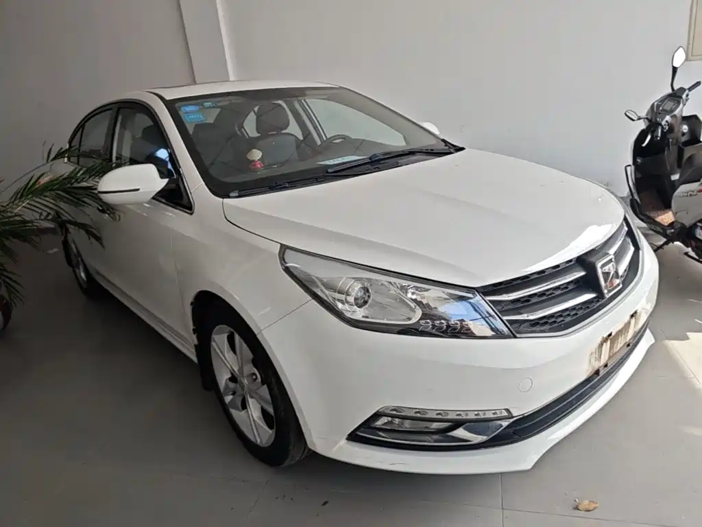Zotye Z500 众泰Z500 2015款 1.5 T 手动尊贵型