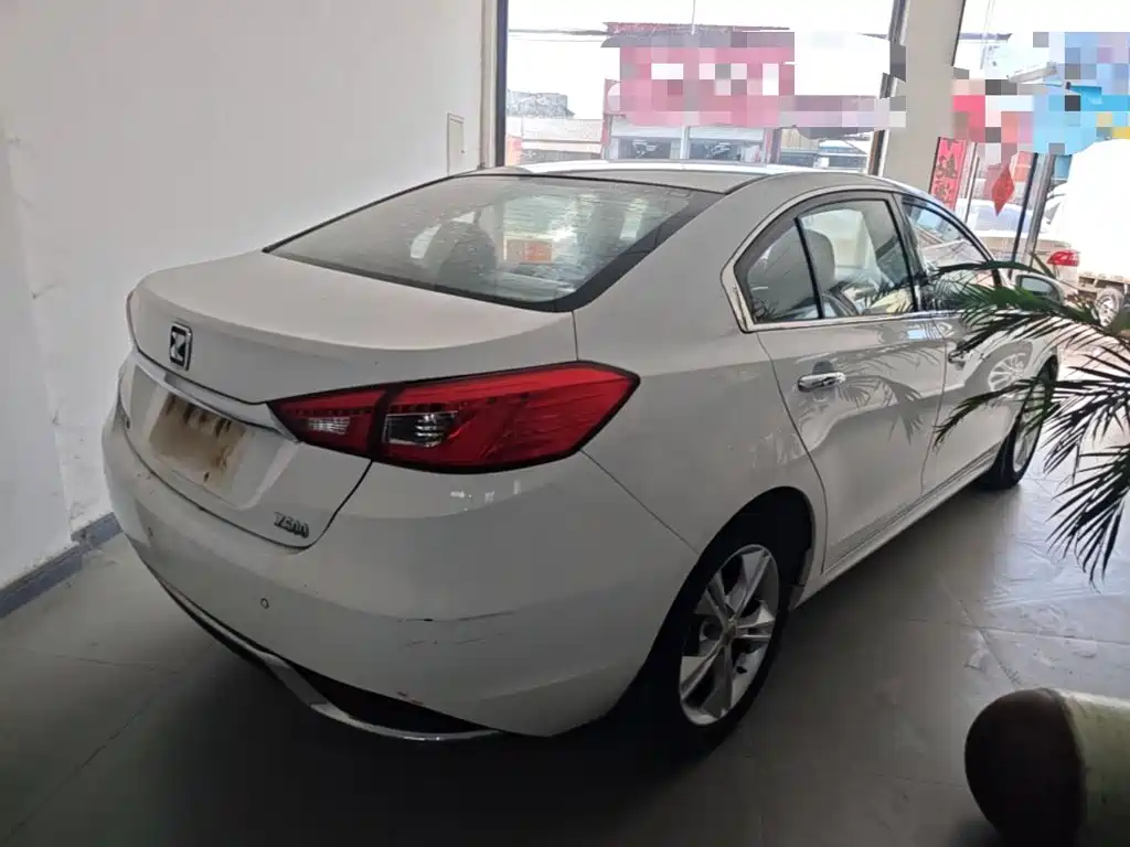 Zotye Z500 众泰Z500 2015款 1.5 T 手动尊贵型
