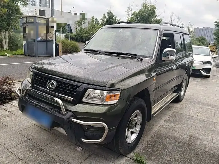 Leopaard Q6 猎豹Q6 2015款 2.4 L 手动两驱精英型
