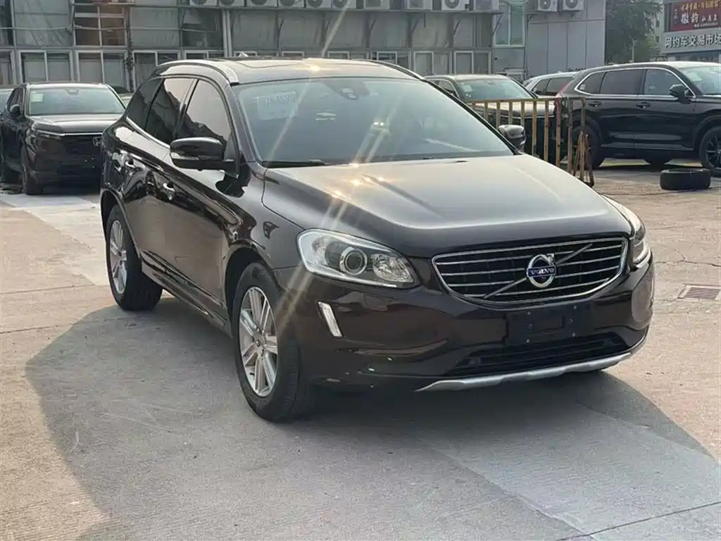 Volvo XC60 T5 AWD Smart Progress Upgraded