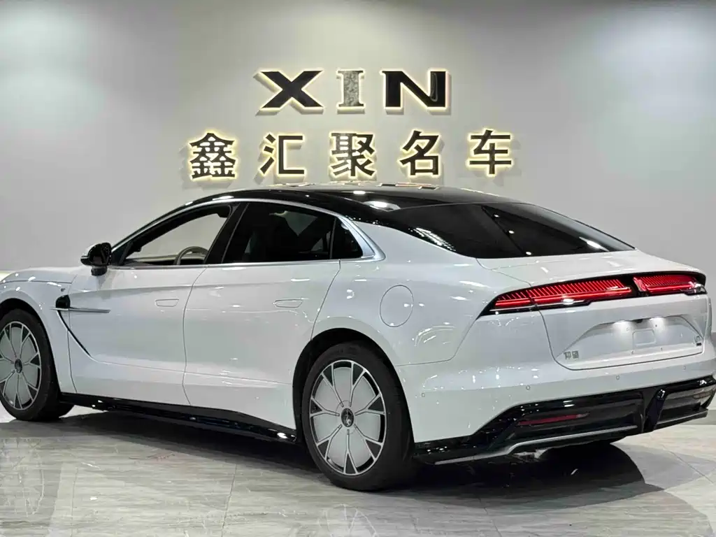 Yangwang U7 PHEV 5-seat Luxury