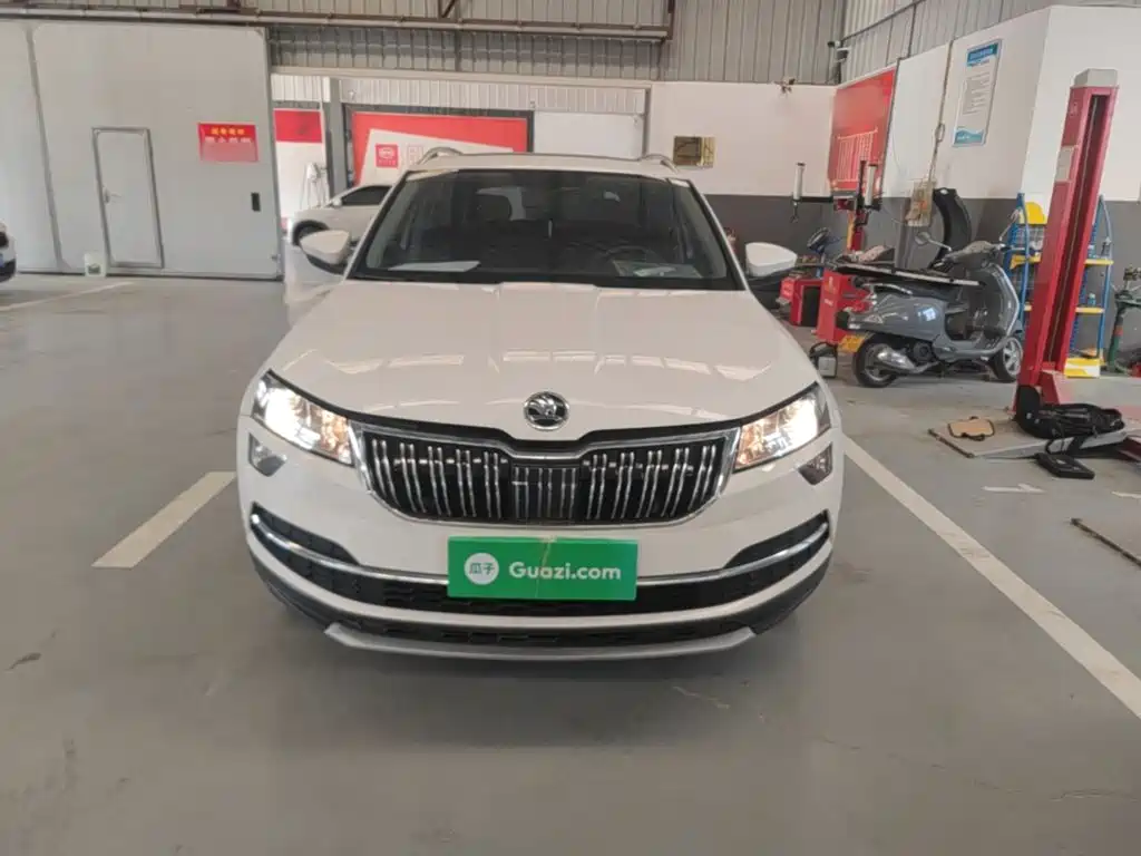 Karoq TSI280 Luxury CN-V