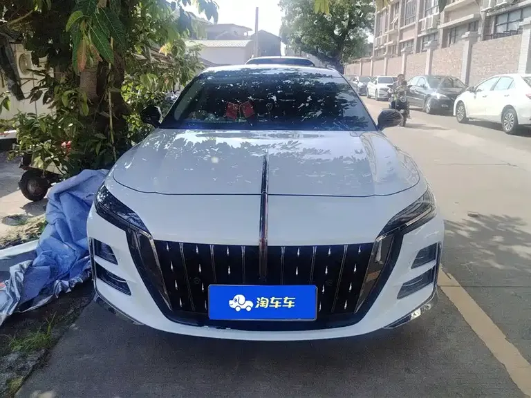 Hongqi H6 红旗H6 2024款 2.0 T 致逸版
