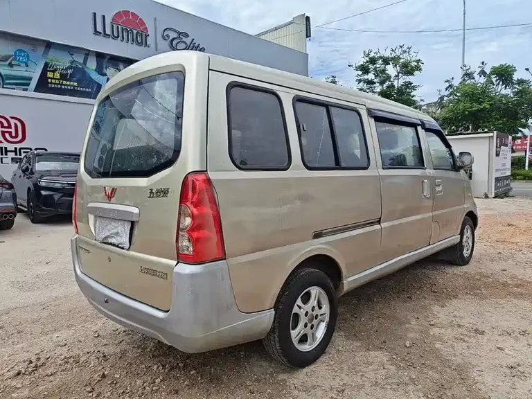 Wuling Rongguang 1.5 L Extended Basic
