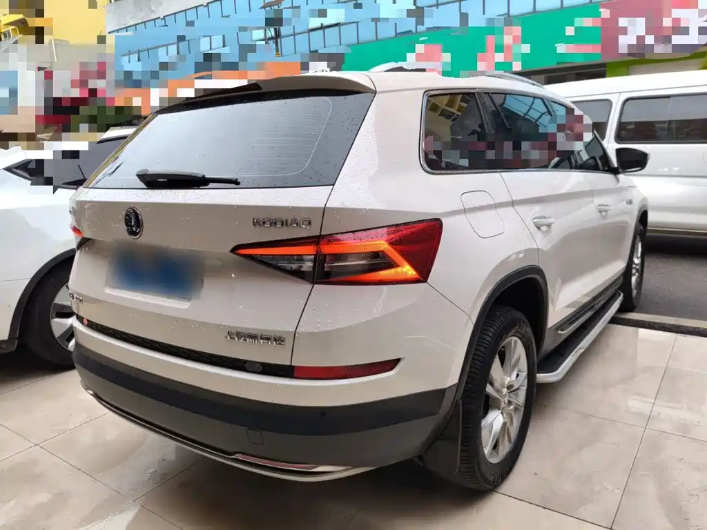 Kodiaq TSI330 5-seat 2 WD Luxury Enjoyment