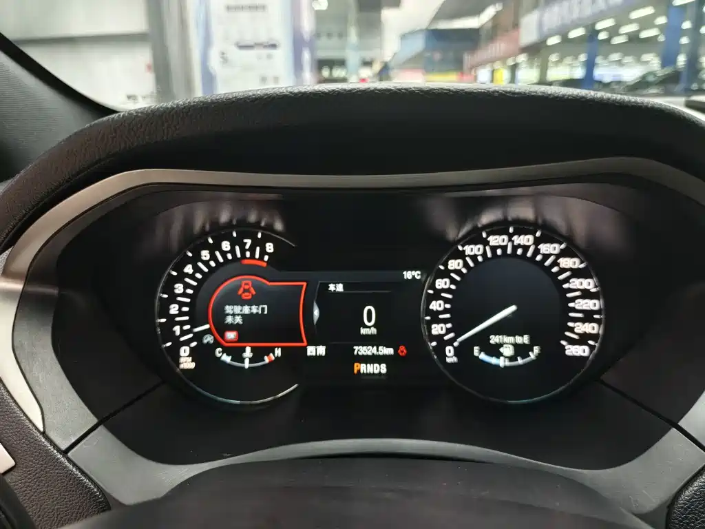 Lincoln MKZ 2.0 T Premium CN-V