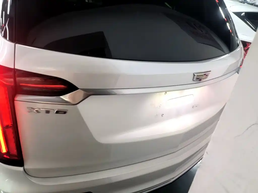 Cadillac XT6 2.0 T 7-seat 2 WD Luxury