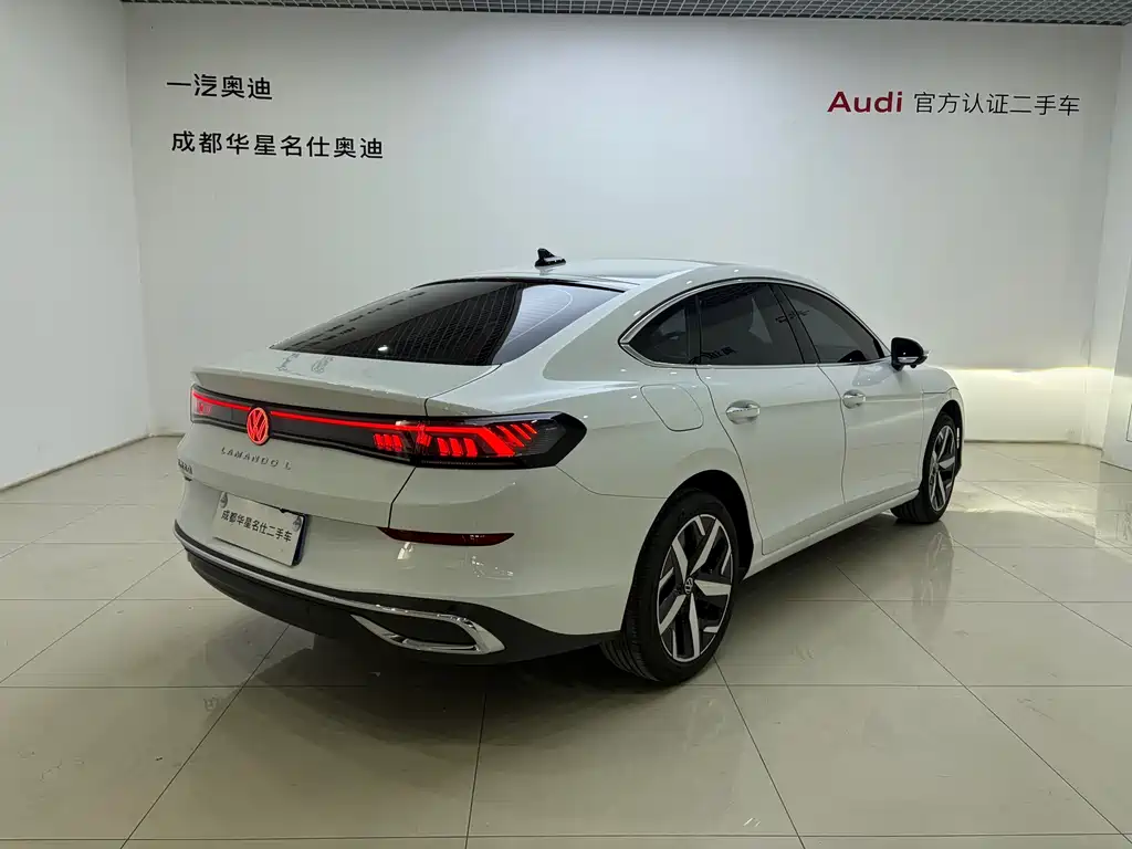 Lamando Lamando L 280 TSI DSG Spicy Cool