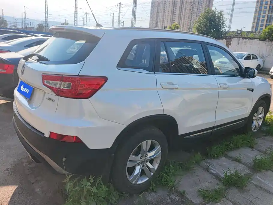 Changan CS75 1.8 T Auto 4 WD Elite CN-V