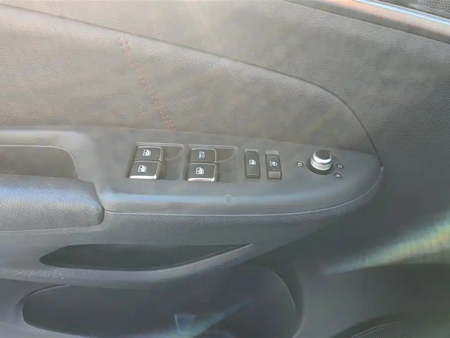 Changan CS75 1.8 T Auto 4 WD Elite CN-V