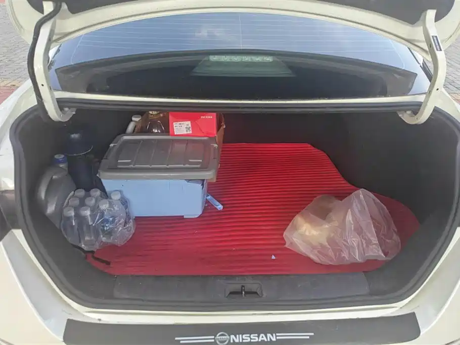 Sylphy 1.6 L XL CVT Joy