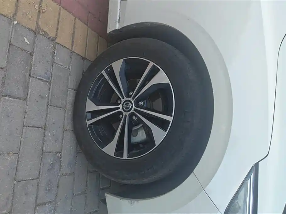 Sylphy 1.6 L XL CVT Joy