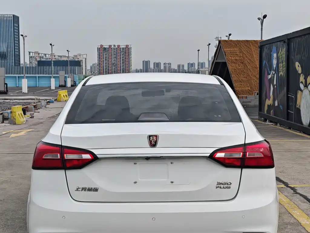 Roewe 360 PLUS 1.5 L Auto Premium