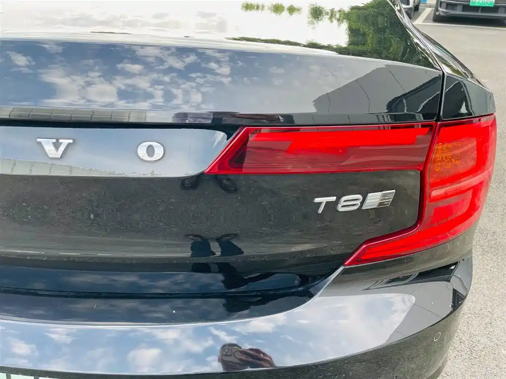 Volvo S90 PHEV 沃尔沃S90插电式混动 2019款 T8 E驱混动 智雅版 国V