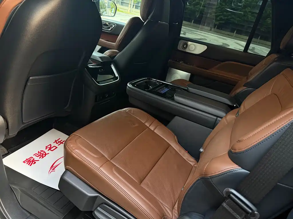 Navigator 3.5 T Honor Shine
