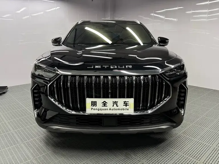 Jetour X70 PLUS 1.5 T DCT Brave PLUS 7-seat