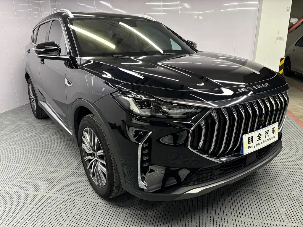 Jetour X70 PLUS 1.5 T DCT Brave PLUS 7-seat