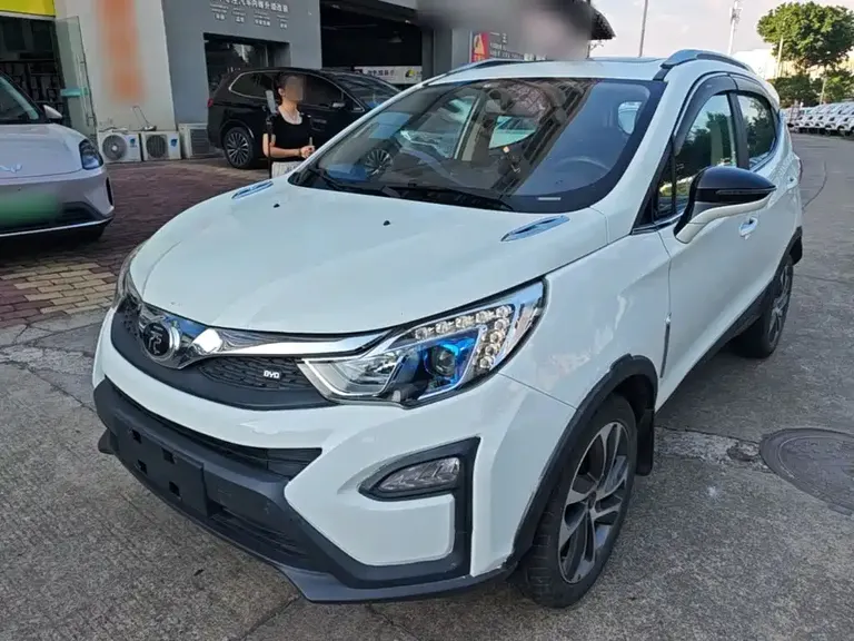 BYD Yuan 1.5 L Manual Distinguished