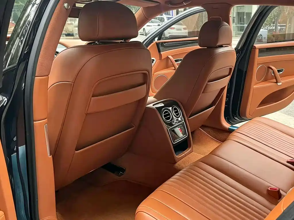 Flying Spur 4.0 T V8 Standard