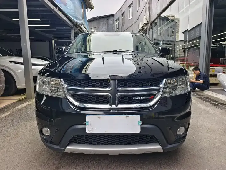 Dodge Journey 2.0 TD 4 WD Premium Style