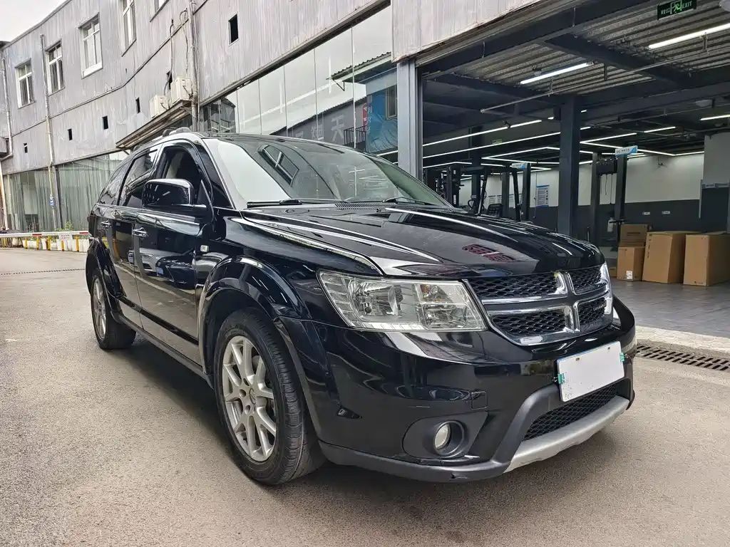 Journey 2.0 TD 4 WD Premium Style