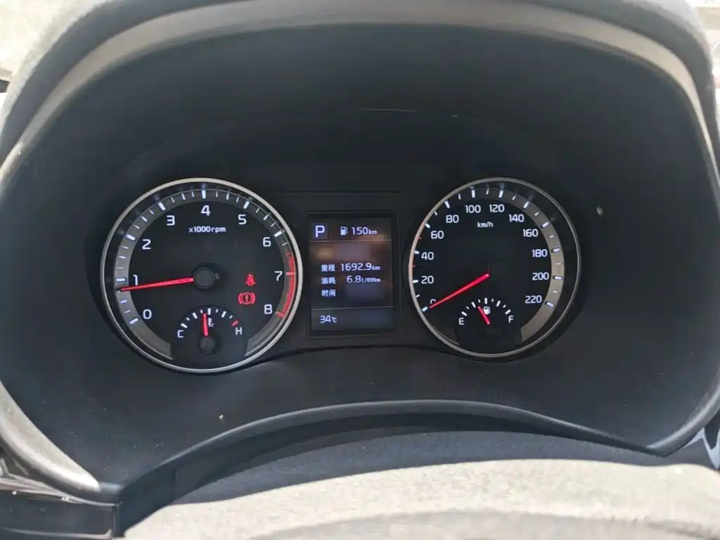 Stonic 1.4 L CVT Fun Enjoyment