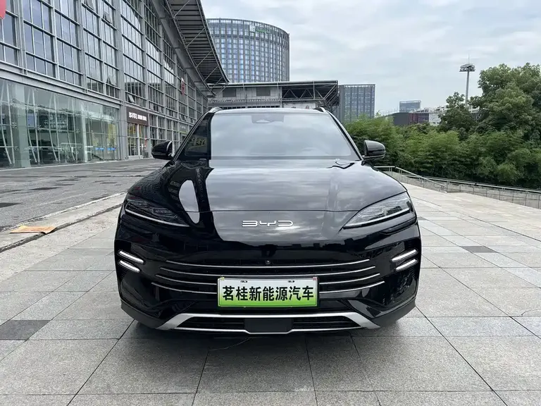 BYD Song PLUS NEV Champion DM-i 110 KM Flagship PLUS