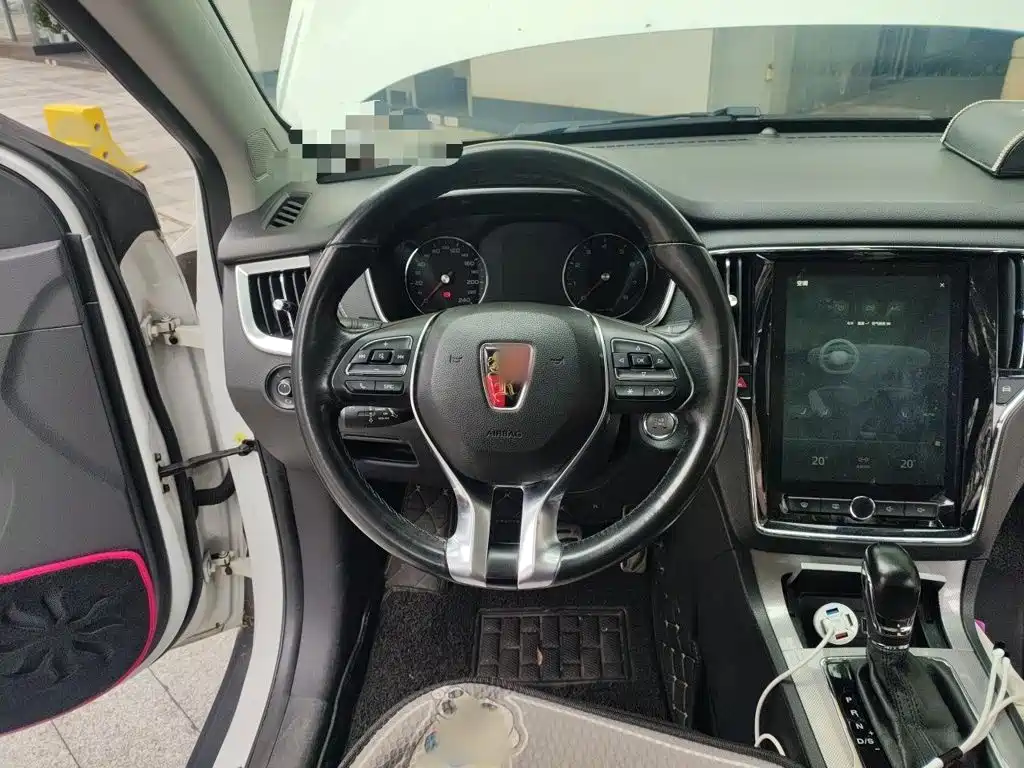 Roewe RX5 20 T 2 WD Auto Internet Smart Enjoyment