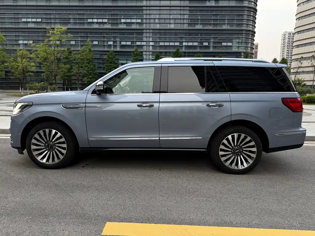 Navigator 3.5 T President Series CN-VI