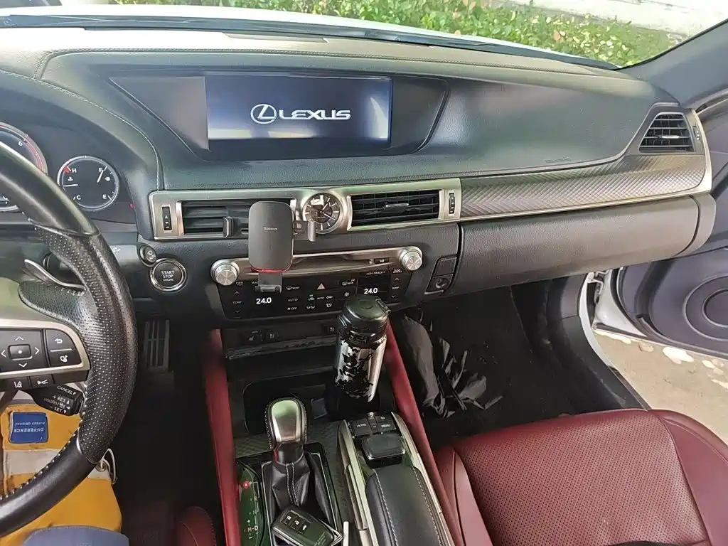 Lexus GS 300 F SPORT