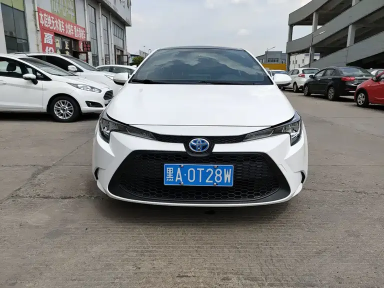 Toyota Levin Dual Engine 1.8 H E-CVT Progressive