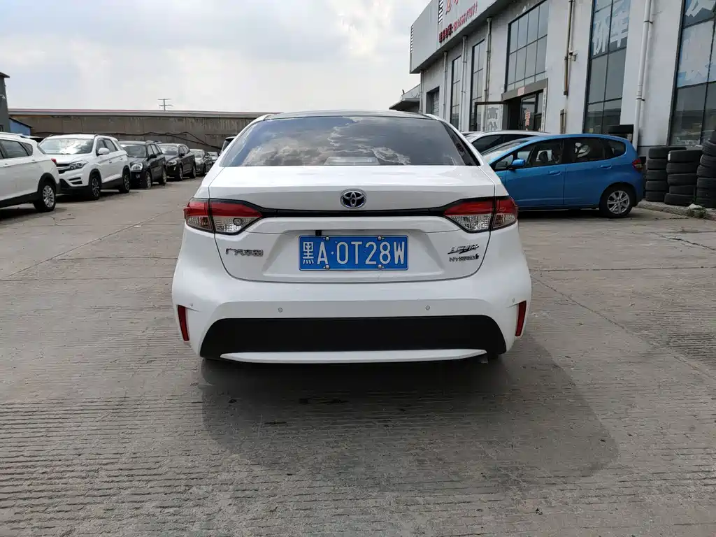 Levin Dual Engine 1.8 H E-CVT Progressive