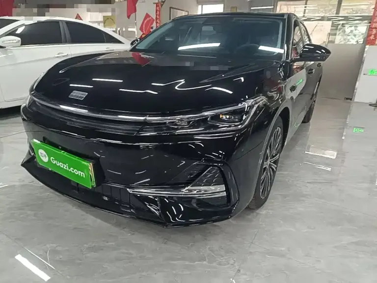 Geely Galaxy A7 银河A7 EM 2025款 EM-i 150 km 星舰版
