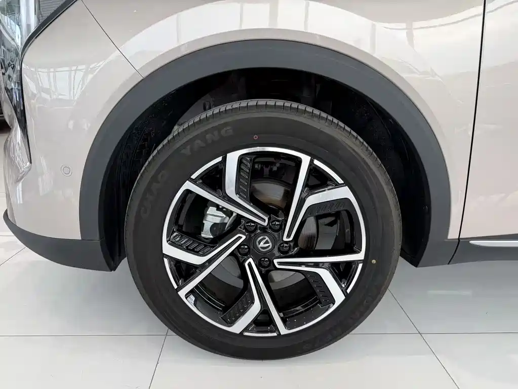 Changan CS55 PLUS 4 th Gen New Blue Whale 1.5 T Celestial Distinguished