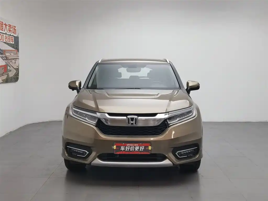 Avancier 370 TURBO 4 WD Premium