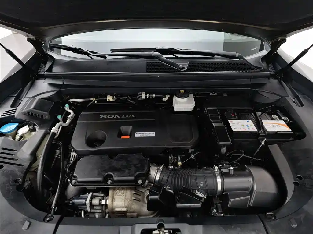 Avancier 370 TURBO 4 WD Premium