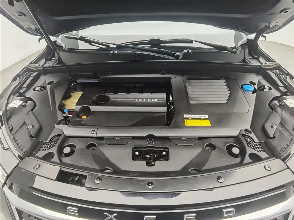 Exeed Lingyun 星途凌云 2020款 1.6 T 两驱星享版