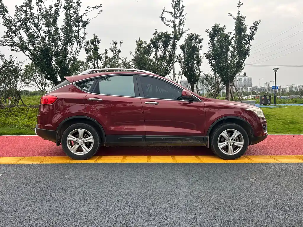 Besturn X80 2.0 L Auto Comfort