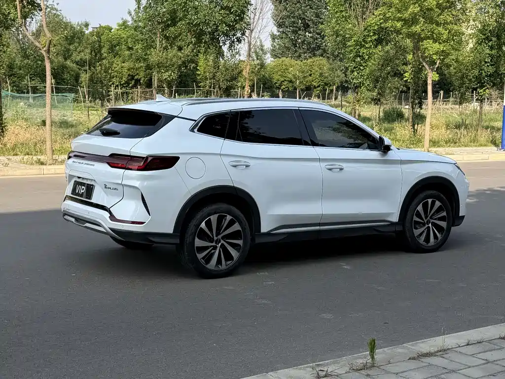 Song PLUS NEV Glory DM-i 150 km Flagship PLUS 5 G