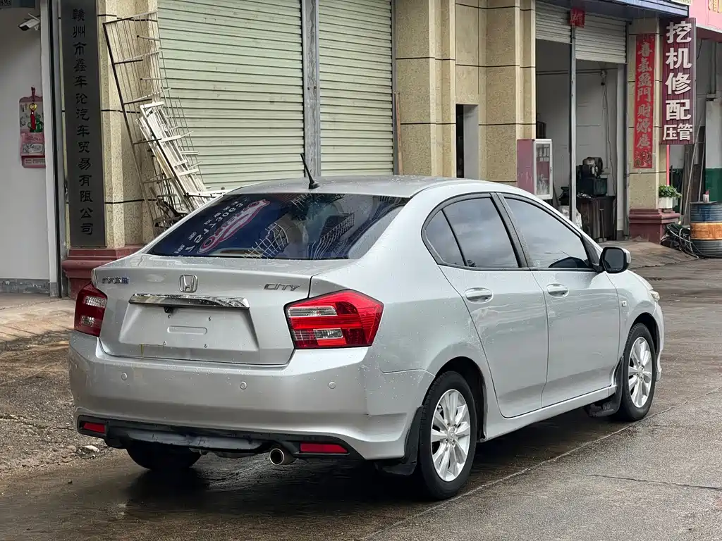 City Classic 1.5 L Auto Elite