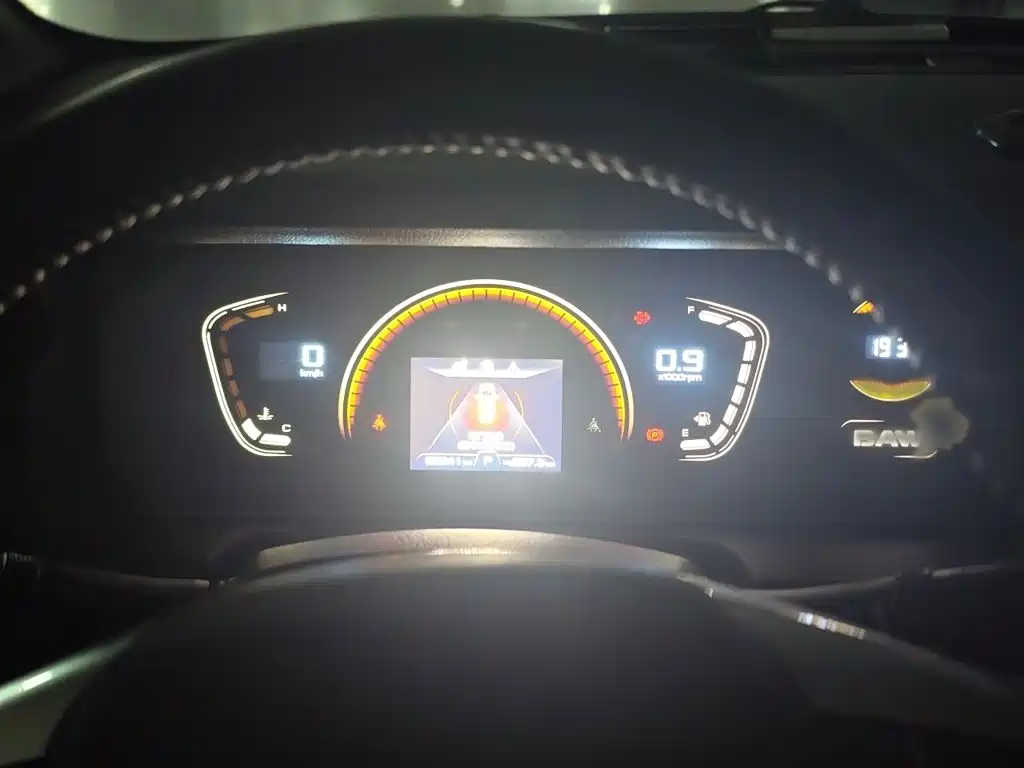 Ruisheng Ace M7 锐胜王牌M7 2023款 2.0 L 自动长轴创享型 7座