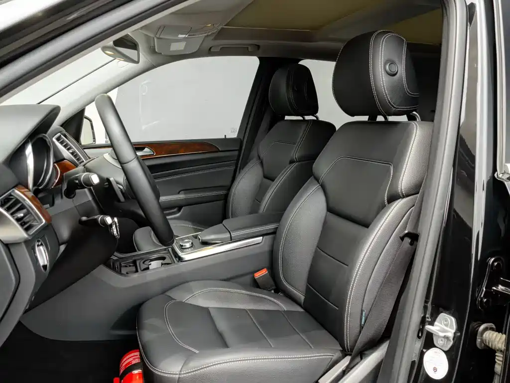 Mercedes-Benz M-Class ML 350 Luxury
