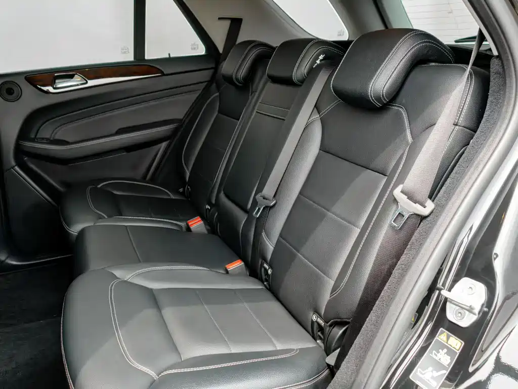 Mercedes-Benz M-Class ML 350 Luxury