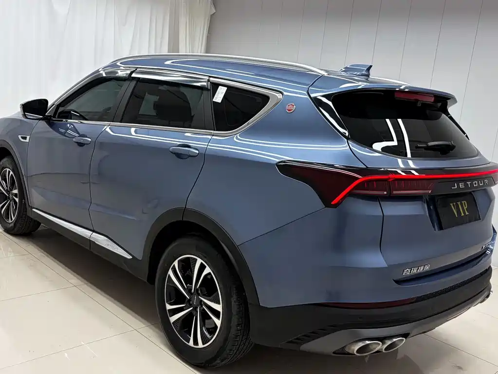 Jetour X70 PLUS 1.5 T DCT Mountain 7-seat