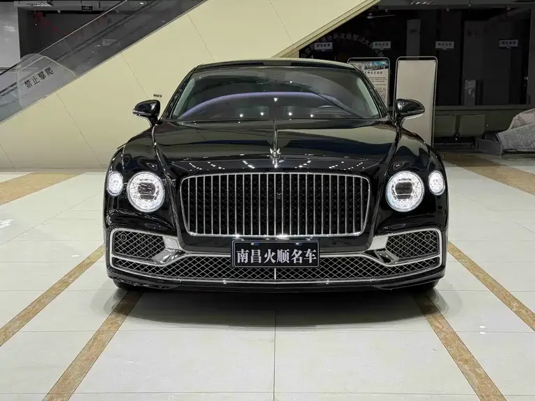 Bentley Flying Spur 4.0 T V8 Standard