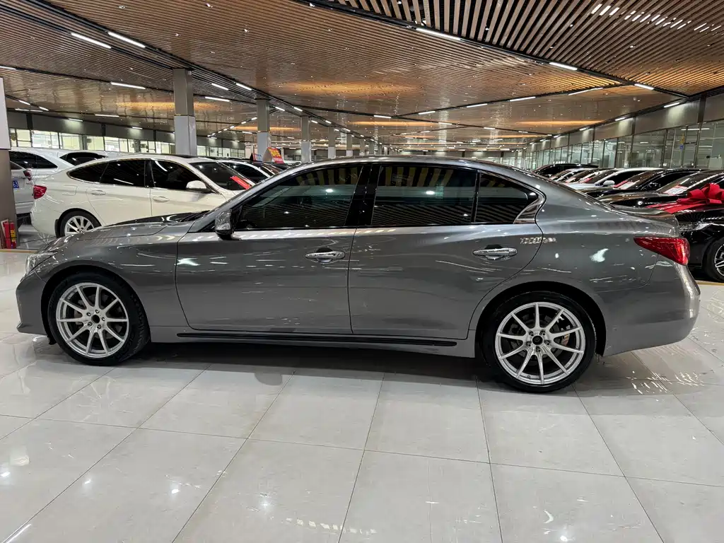 Infiniti Q50 L 2.0 T Progressive