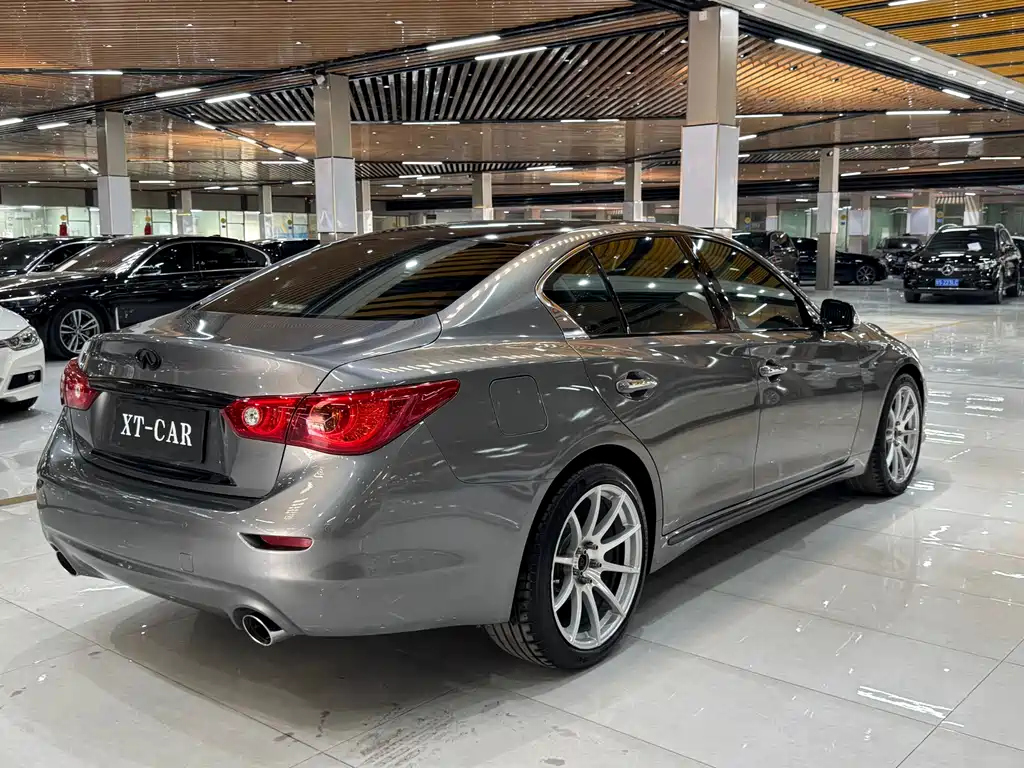 Infiniti Q50 L 2.0 T Progressive