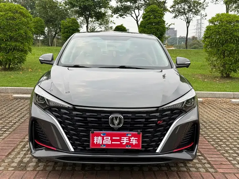 Changan Eado PLUS Blue Whale NE 1.4 T GDI DCT Distinguished