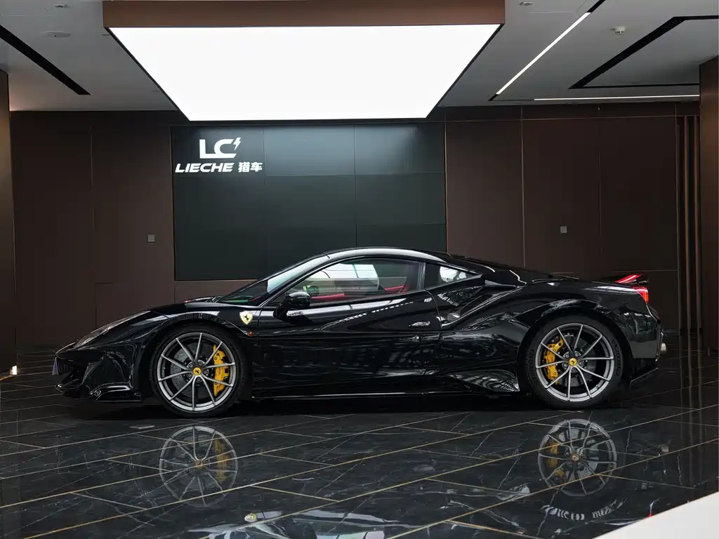 Ferrari 488 488 Pista