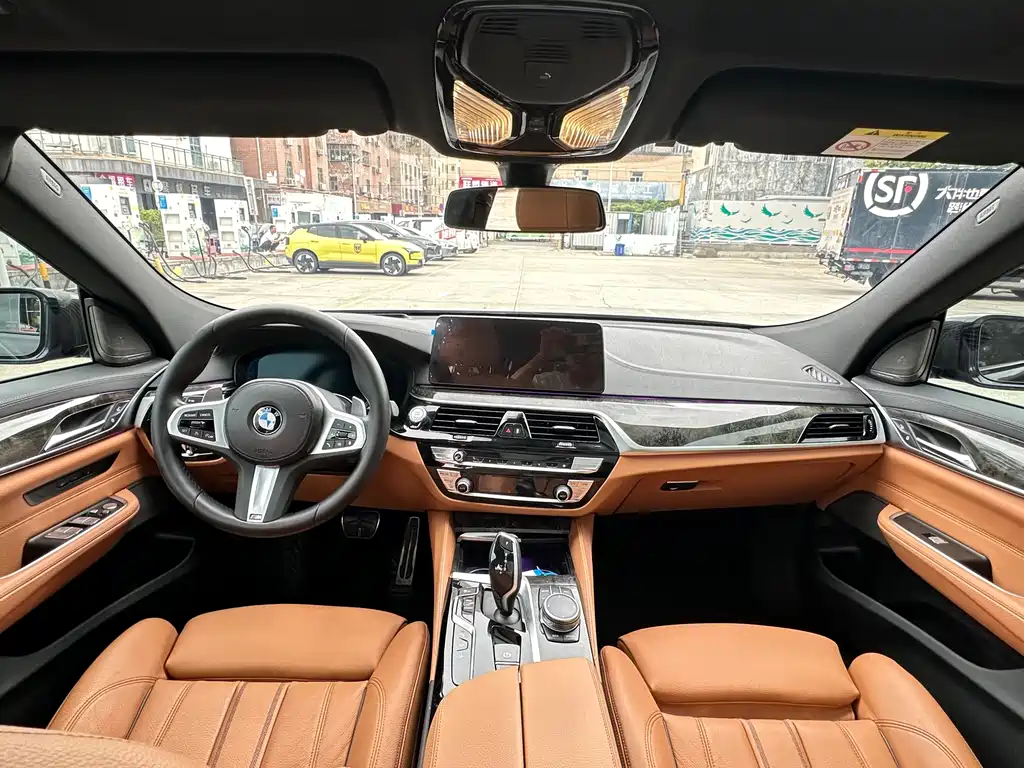 BMW 6 Series GT 630 i M Sport Package